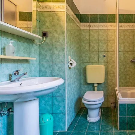 1 Bedroom In *